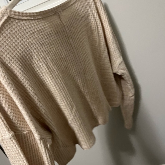 Cropped knitted long sleeve - Picture 3 of 3